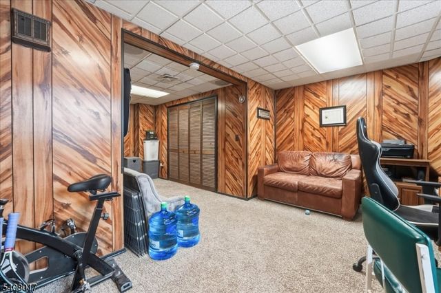 159 Henderson Pl, East Windsor Twp., NJ 08520