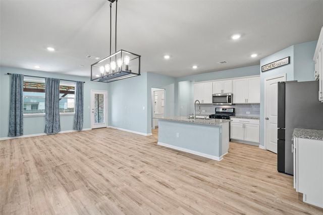 120 Ellinger RD, Georgetown, TX 78626