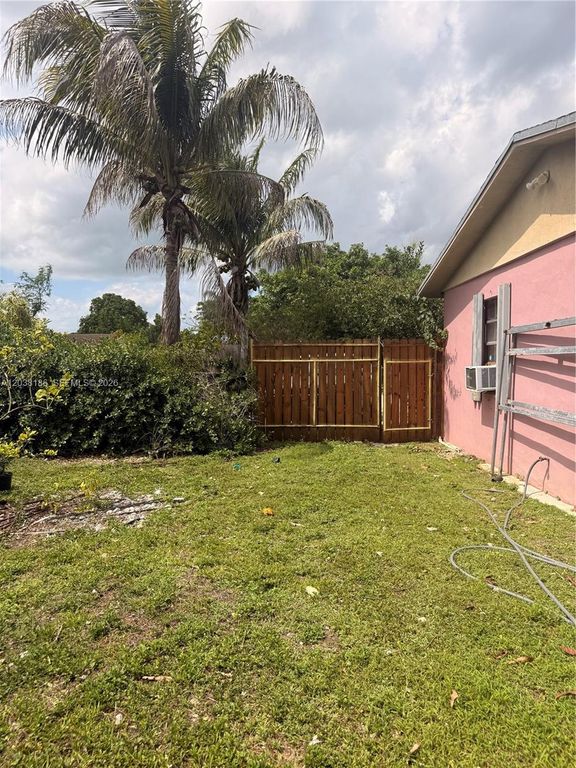 15350 SW 308th St, Homestead, FL 33033
