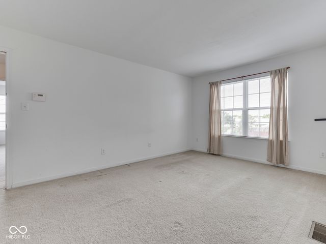 944 Angus Lane, Indianapolis, IN 46217