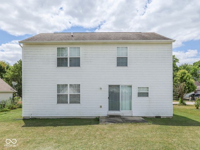 944 Angus Lane, Indianapolis, IN 46217