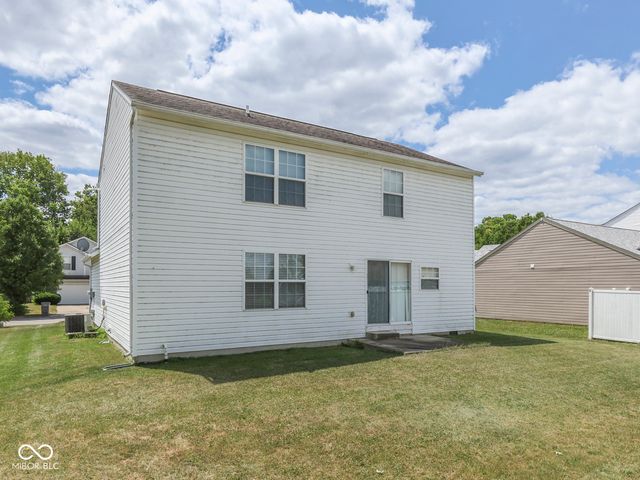 944 Angus Lane, Indianapolis, IN 46217