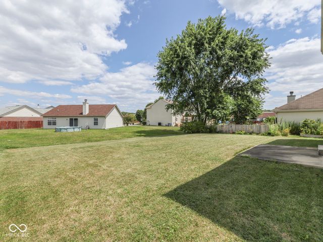944 Angus Lane, Indianapolis, IN 46217
