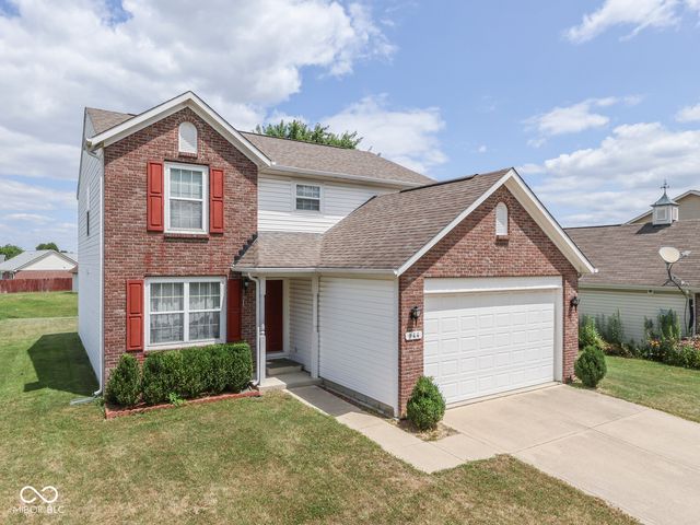 944 Angus Lane, Indianapolis, IN 46217