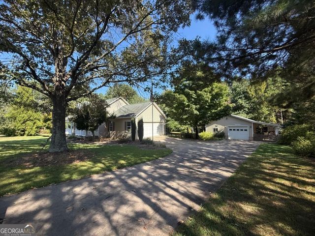 148 Swan Sanders Road, Hartwell, GA 30643