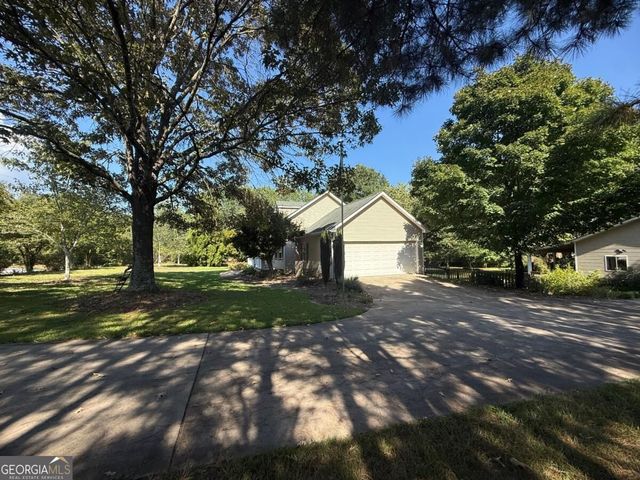 148 Swan Sanders Road, Hartwell, GA 30643