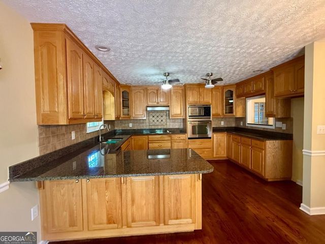 148 Swan Sanders Road, Hartwell, GA 30643