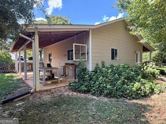 148 Swan Sanders Road, Hartwell, GA 30643