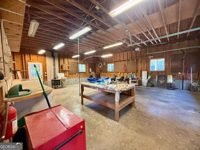 148 Swan Sanders Road, Hartwell, GA 30643