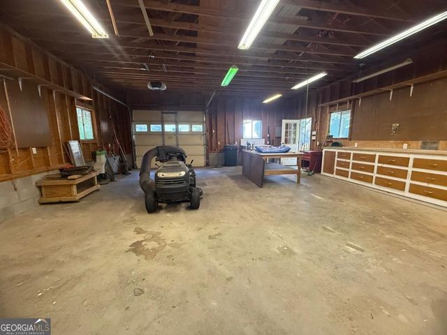 148 Swan Sanders Road, Hartwell, GA 30643