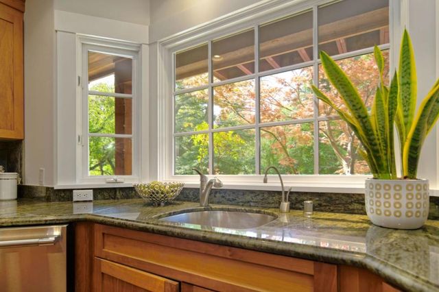 340 Willowbrook Drive, Portola Valley, CA 94028