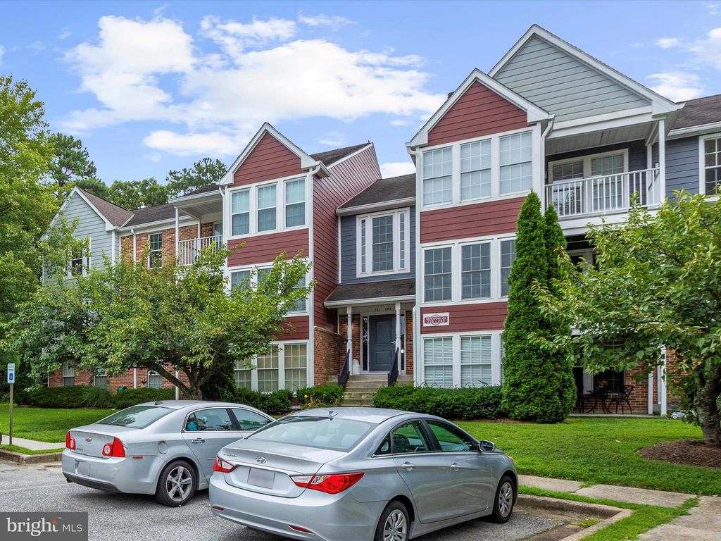 723 DEERING RD #6B, Pasadena, MD 21122