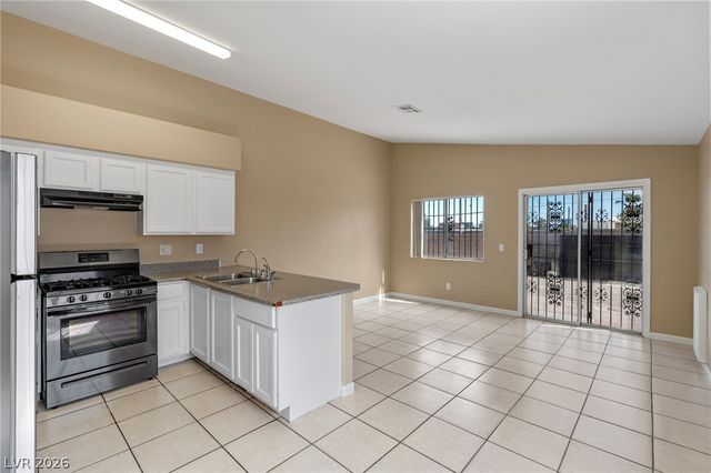 2045 Garnet Gable Avenue, Las Vegas, NV 89106