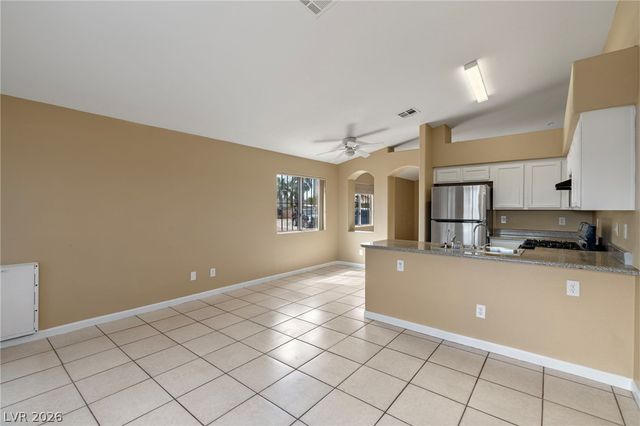 2045 Garnet Gable Avenue, Las Vegas, NV 89106