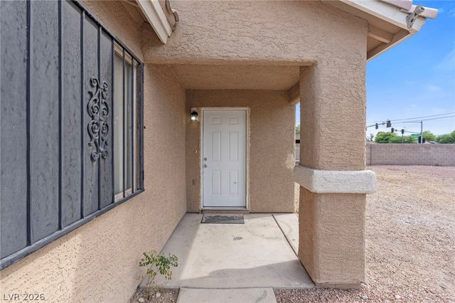 2045 Garnet Gable Avenue, Las Vegas, NV 89106