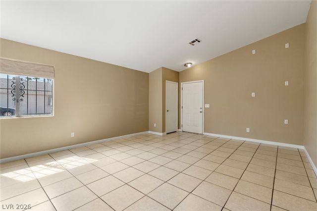 2045 Garnet Gable Avenue, Las Vegas, NV 89106