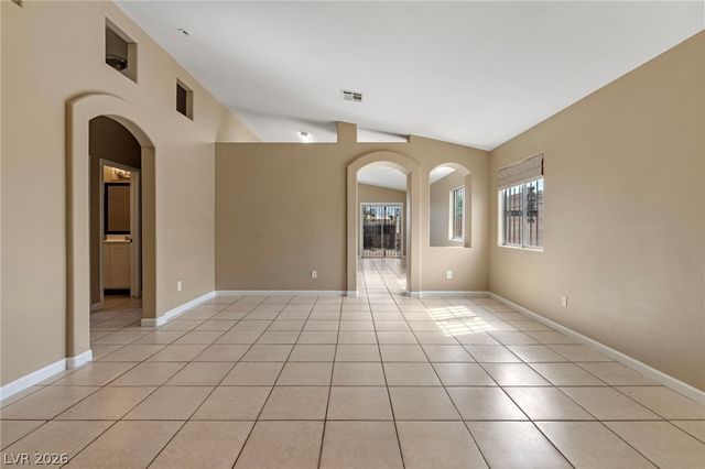 2045 Garnet Gable Avenue, Las Vegas, NV 89106