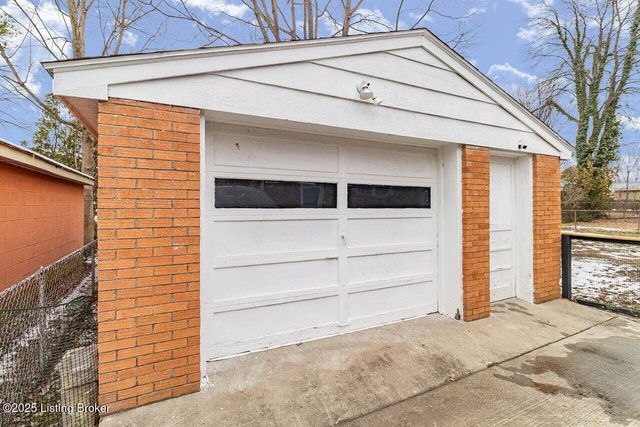 3014 McMahan Blvd, Louisville, KY 40220