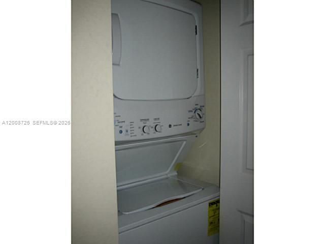 9011 SW 227th St 2, Cutler Bay, FL 33190