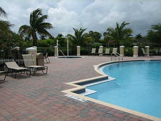 9011 SW 227th St 2, Cutler Bay, FL 33190