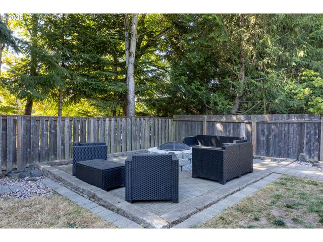 20763 Sw NETTLE Pl, Sherwood, OR 97140