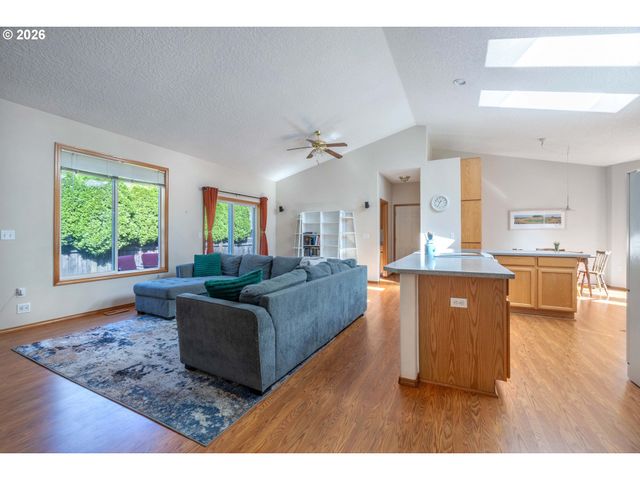 20763 Sw NETTLE Pl, Sherwood, OR 97140