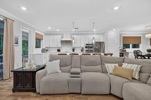 5714 CAMILA SONG LANE, Tampa, FL 33625