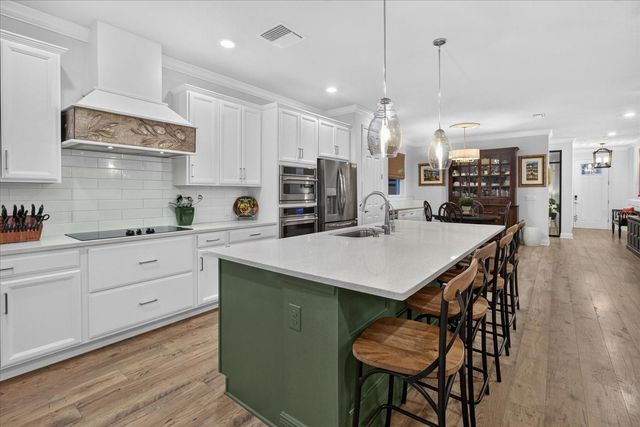 5714 CAMILA SONG LANE, Tampa, FL 33625