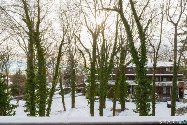 151 Knapps Highway, Fairfield, CT 06825