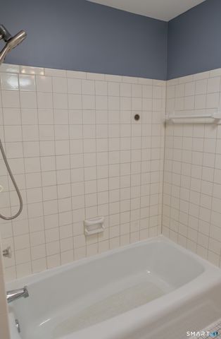 151 Knapps Highway, Fairfield, CT 06825