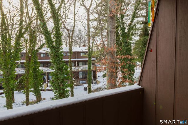 151 Knapps Highway, Fairfield, CT 06825