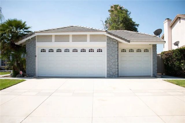 2147 W Fairview Drive, Rialto, CA 92377