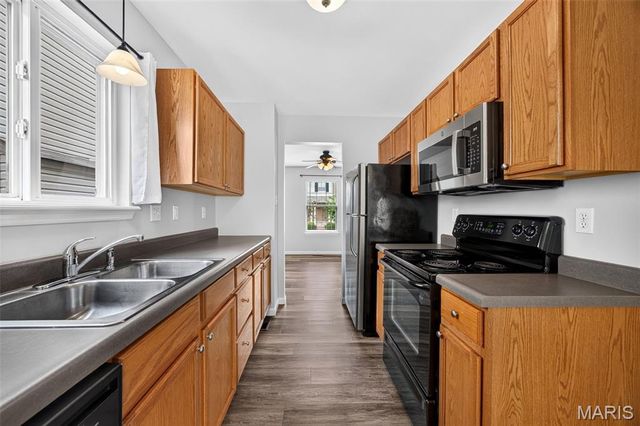 1015 Carpathian Drive, Lake St Louis, MO 63367
