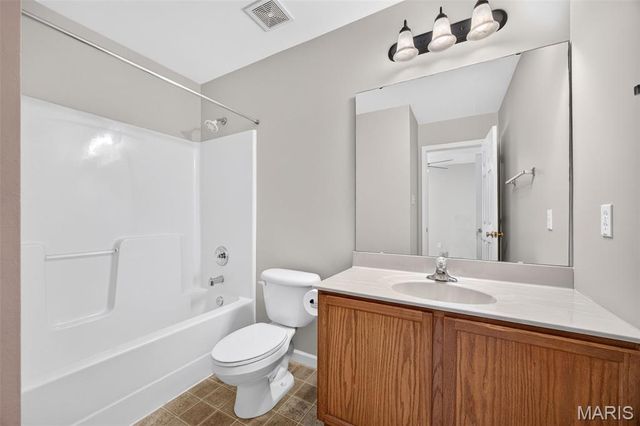 1015 Carpathian Drive, Lake St Louis, MO 63367