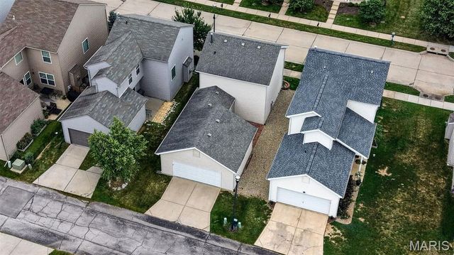 1015 Carpathian Drive, Lake St Louis, MO 63367