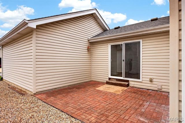 1015 Carpathian Drive, Lake St Louis, MO 63367