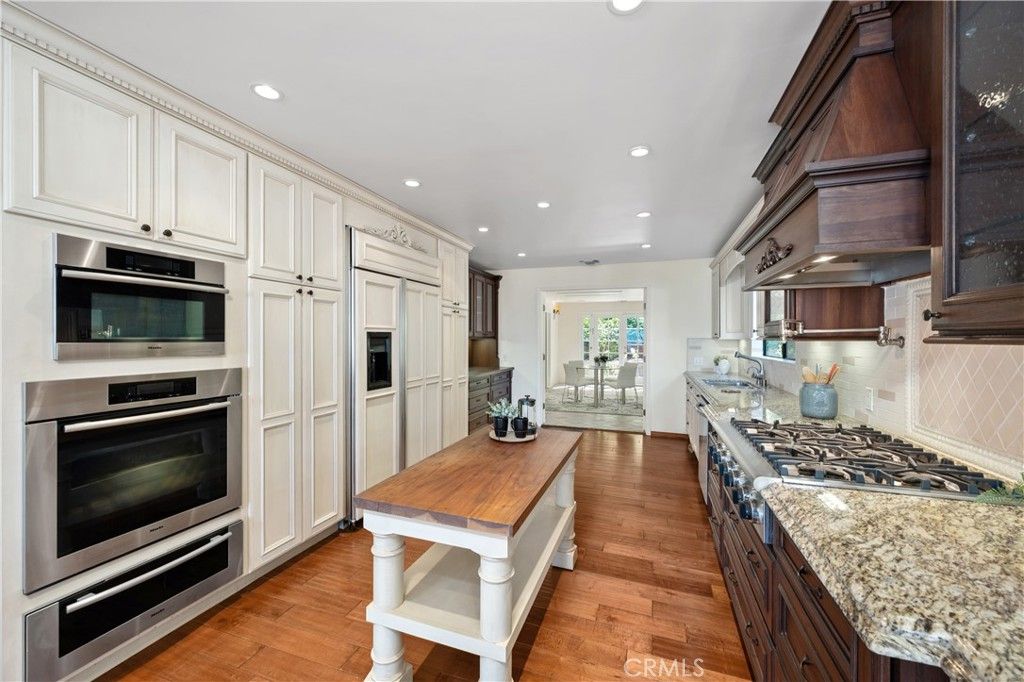 Image 8 of property listing at 3230 Carolwood Lane, Torrance, CA 90505