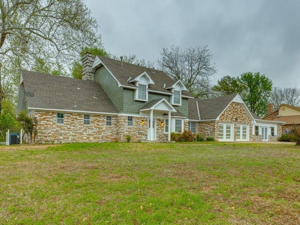 819 W Adams Street, Purcell, OK 73080