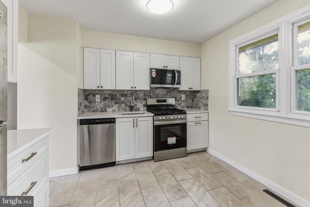 222 MILLER AVE, Lawnside, NJ 08045