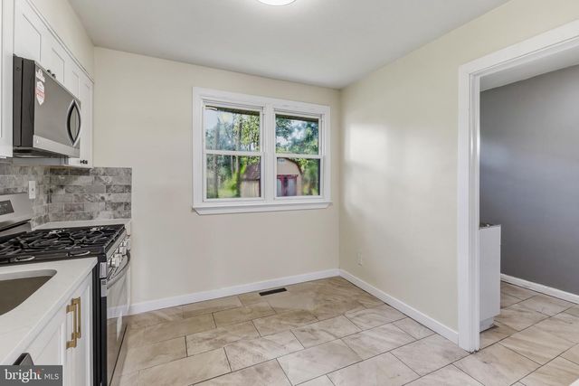 222 MILLER AVE, Lawnside, NJ 08045