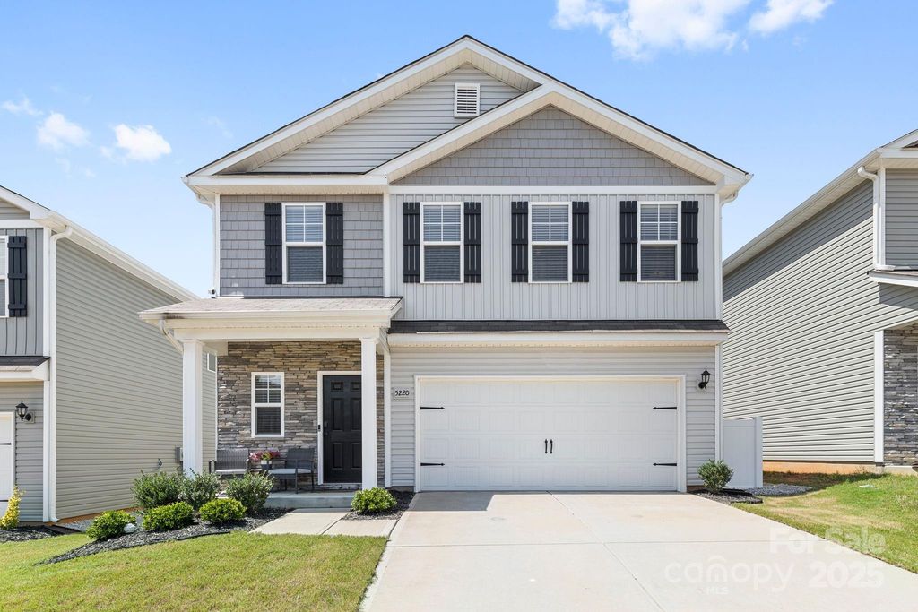 5220 Belstone Lane, Charlotte, NC 28215