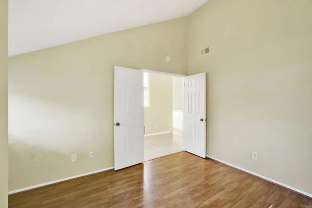 30 Rainbow Falls 17, Irvine, CA 92603
