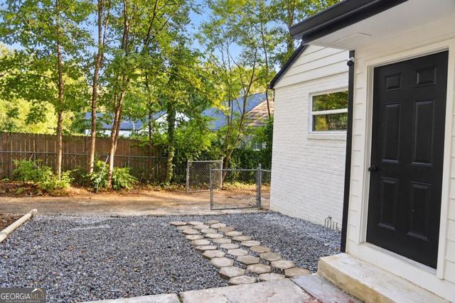 2499 Sylvan Road, East Point, GA 30344
