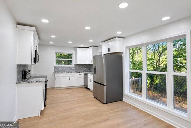2499 Sylvan Road, East Point, GA 30344