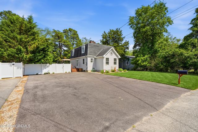 1437 Jay Street, Forked River, NJ 08731