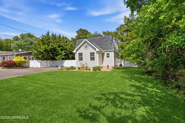 1437 Jay Street, Forked River, NJ 08731