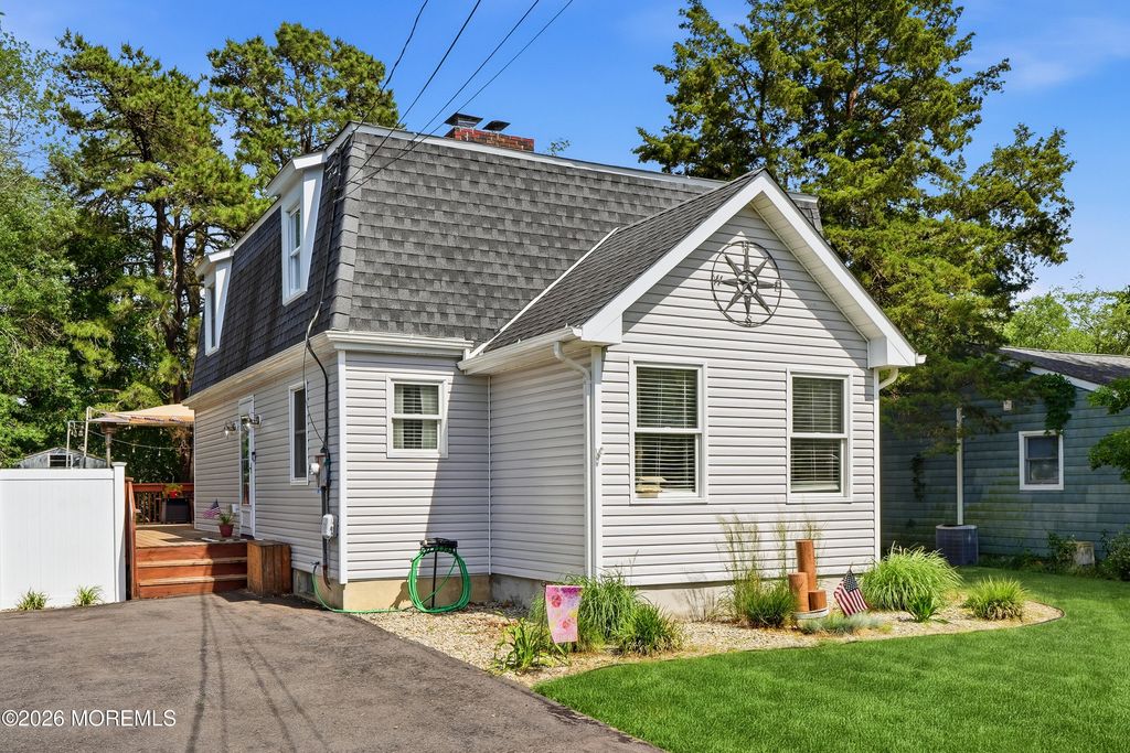 1437 Jay Street, Forked River, NJ 08731