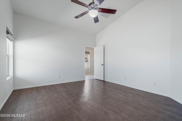 9026 N School Hill Drive, Tucson, AZ 85743