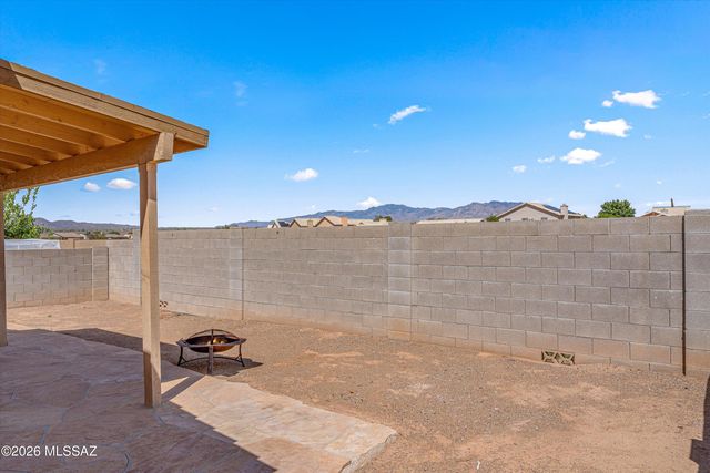 9026 N School Hill Drive, Tucson, AZ 85743