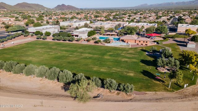 9026 N School Hill Drive, Tucson, AZ 85743